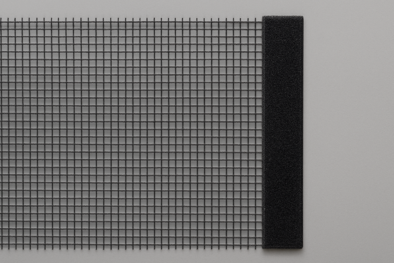 Fiber-mesh with velcro